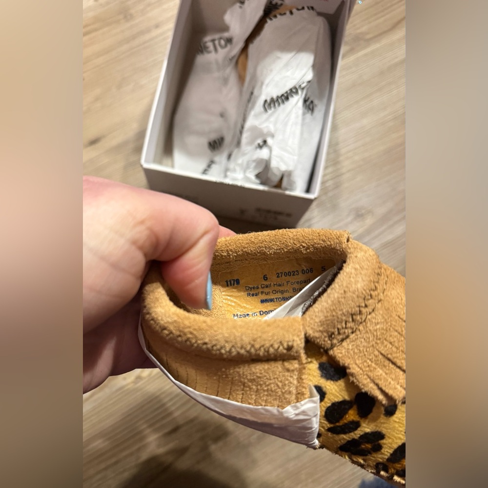 Minnetonka Tan Baby Moccasins - Picture 2 of 6